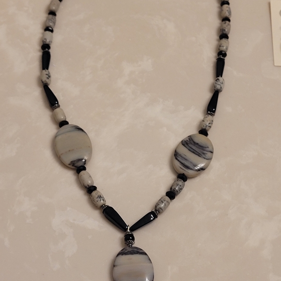 Black and Gray Beaded Statement Necklace and Earrings Set - Picture 5 of 5